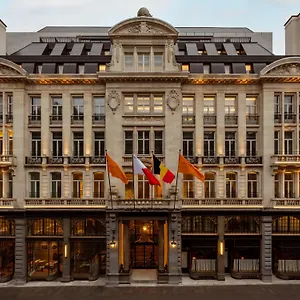 5* Отель Corinthia Grand Astoria